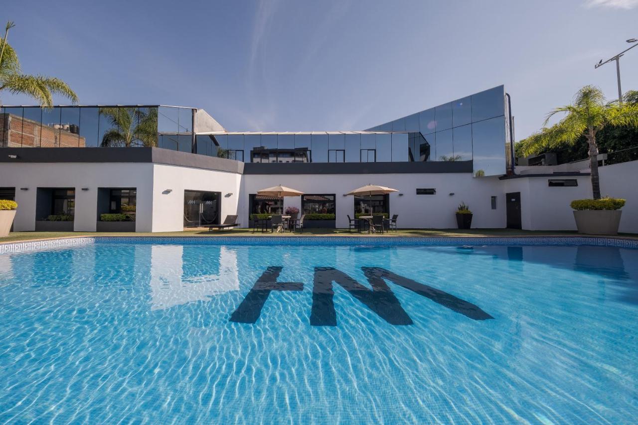 Hotel Malibu Zapopan Exterior photo