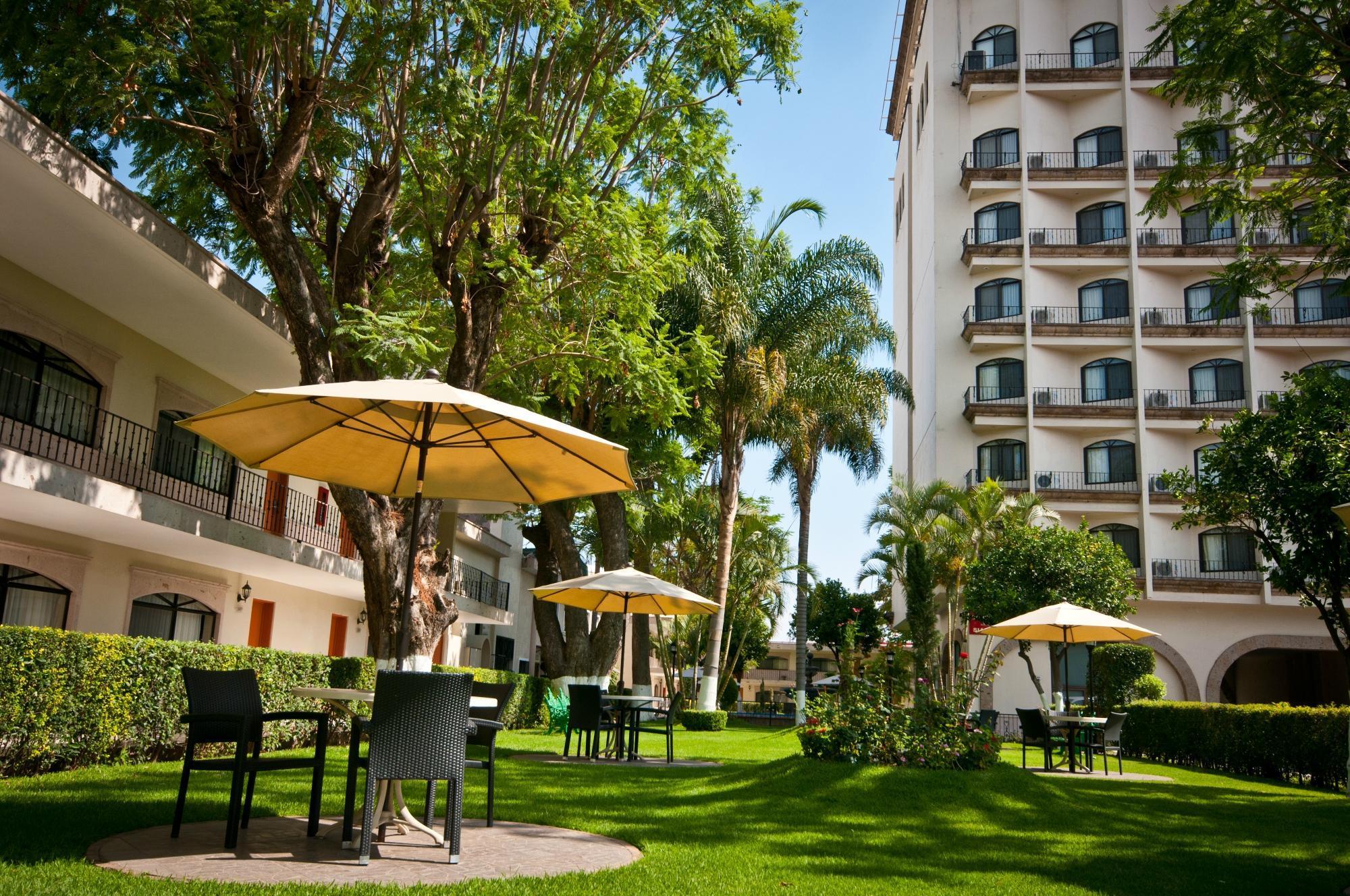 Hotel Malibu Zapopan Exterior photo